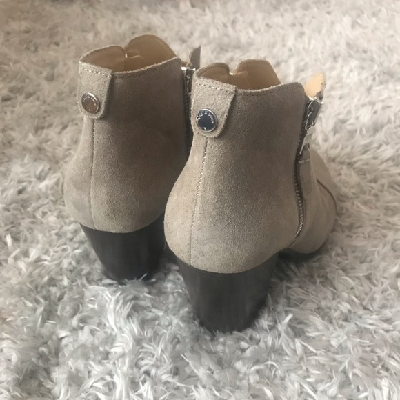 SOLD ❌ rag & bone Margot Gray Suede Ankle Boots - Picture 3 of 8
